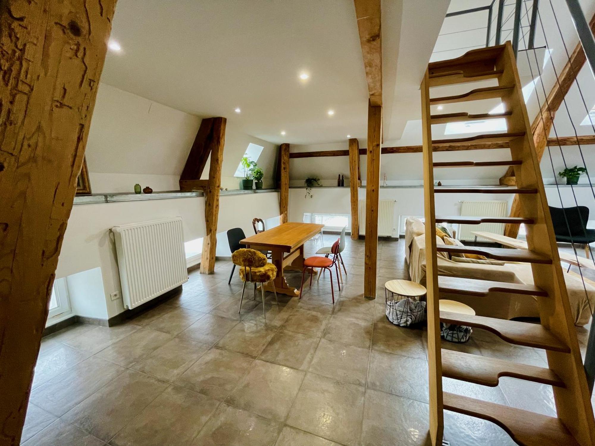 Sainte-Suzanne  Duplex + Parking Gratuit Facile 아파트 외부 사진